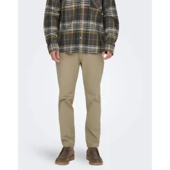 Only Chinos in Green