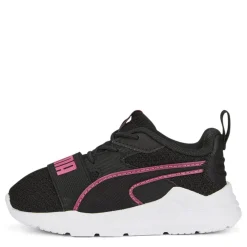 Puma Wired Run Pure Low Top Sneakers in Black