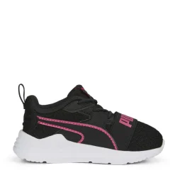 Puma Wired Run Pure Low Top Sneakers in Black