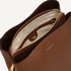 Radley Place Crossbodyody Bag in Brown