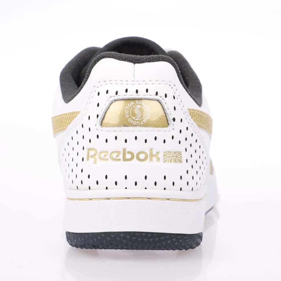 Reebok BB 4000 II Trainers in White gold