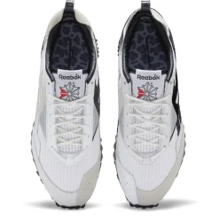 Reebok Engineered Garments Lx2200 Trainers in White