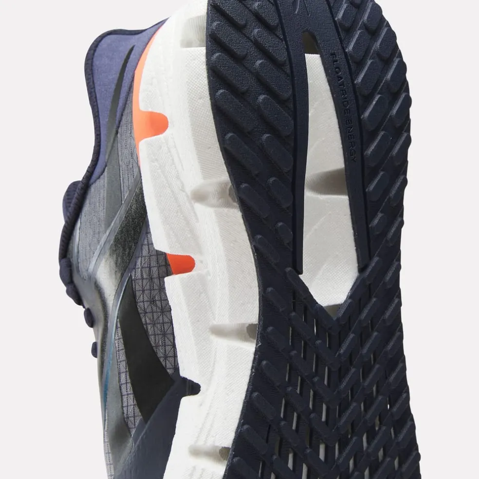 Reebok FloatZig 1 Running Shoes in Navy-White
