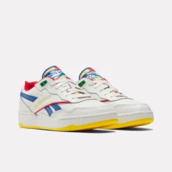 Reebok Juniors BB 4000 II Trainers in White blue