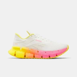 Reebok Womens Smash Edge Grey3 White Gum1 Road Running Shoes in Cream