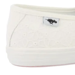 Rocket Dog Chow Chow Elsie Eyelet Pumps in White