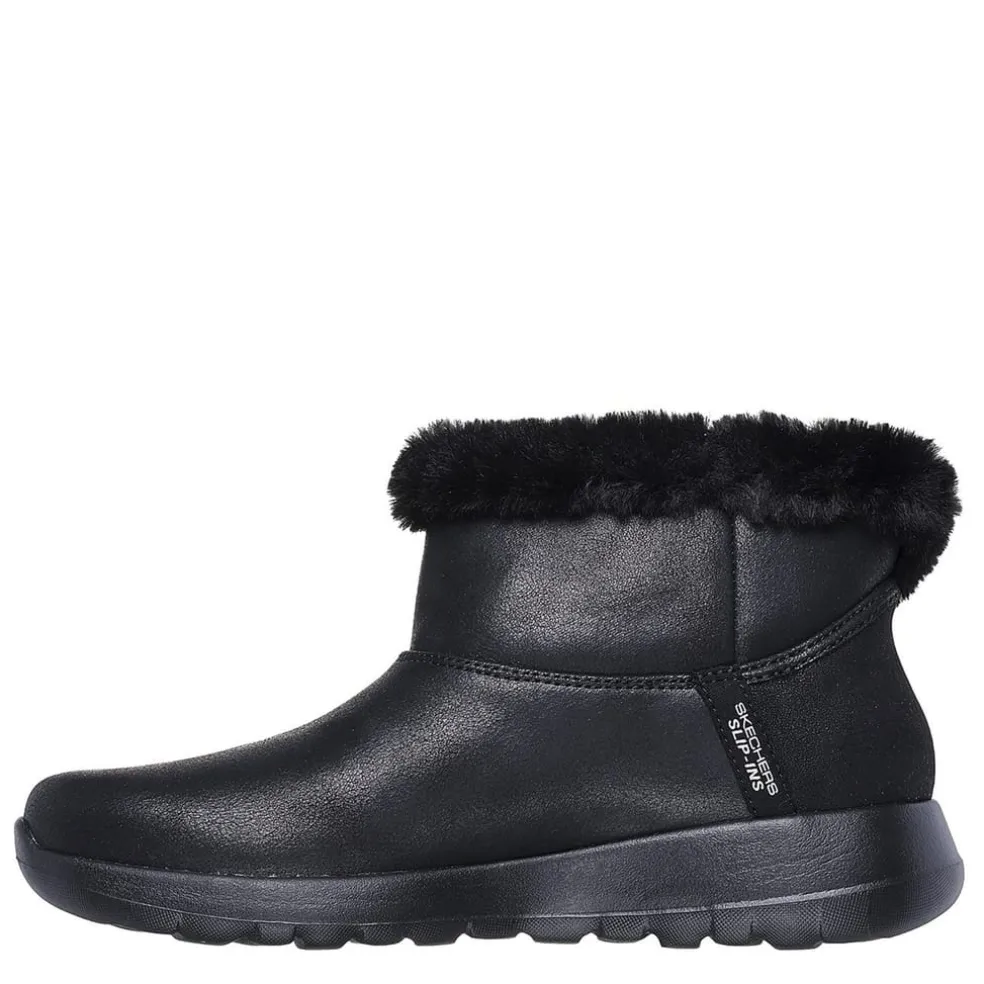 Skechers Perform Tex Snug Boot in Black