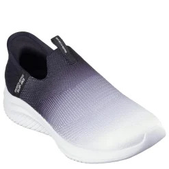 Skechers Ultra Flex 3.0 Beauty Blend in Black