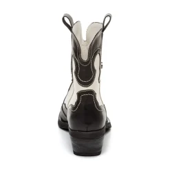 Steve Madden Waynoa Boots in Black