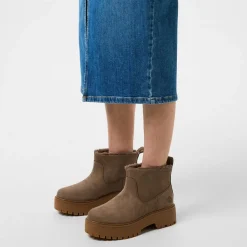 Timberland Street Platform Ankle Boots in Brown