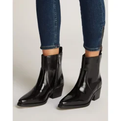 Tommy Hilfiger Abrasivato Leather Western Boots in Black