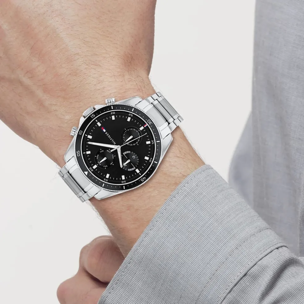 Tommy Hilfiger Hilfiger Men’s Watch in Black