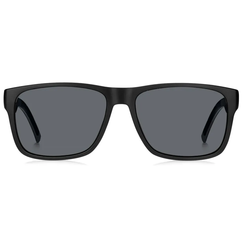 Tommy Hilfiger Sunglasses in Black