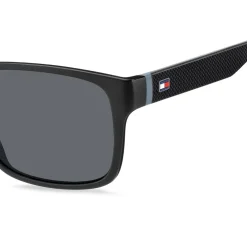 Tommy Hilfiger Sunglasses in Black