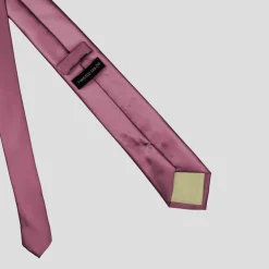 Twisted Tailor Plain Tie in Pink