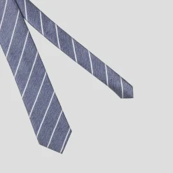 Twisted Tailor Silver Floral Tie in Blue