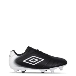 Umbro Calcio Soft Ground Football Boots in Black