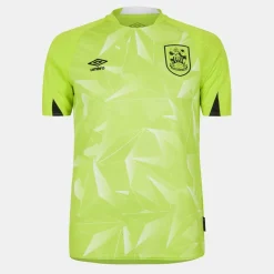 Umbro Regular Fit Crew Neck T-Shirt in Yellow