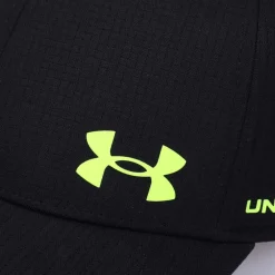 Under Armour ArmourVent Adjustable Cap in Black