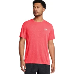 Under Armour Launch Camo Regular Fit Athletic T-Shirt in Red