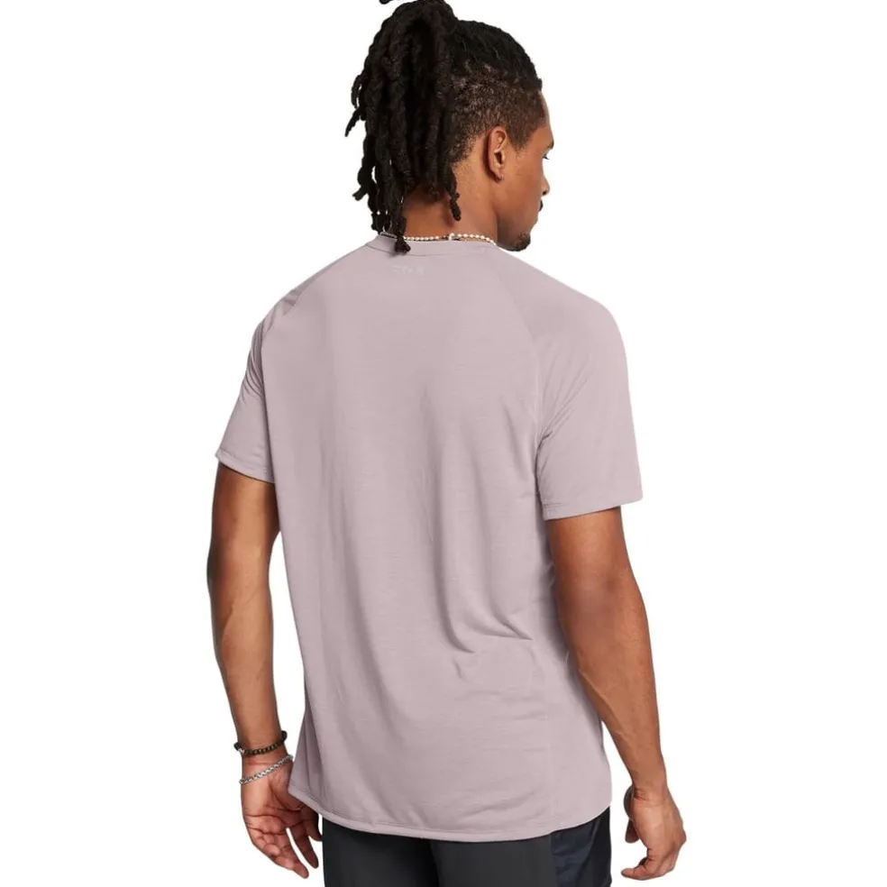 Under Armour M Launc in Grey