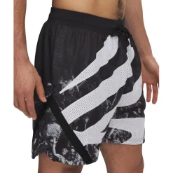 Under Armour Mens Curry Signature Sub Basketball Shorts in Black