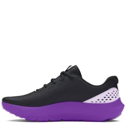 Under Armour Surge 4 Low Top Running Sneakers in Black