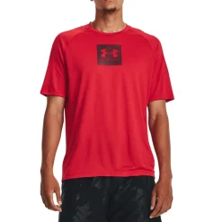 Under Armour Tech Print Fill Short Sleeve T-Shirt in Red