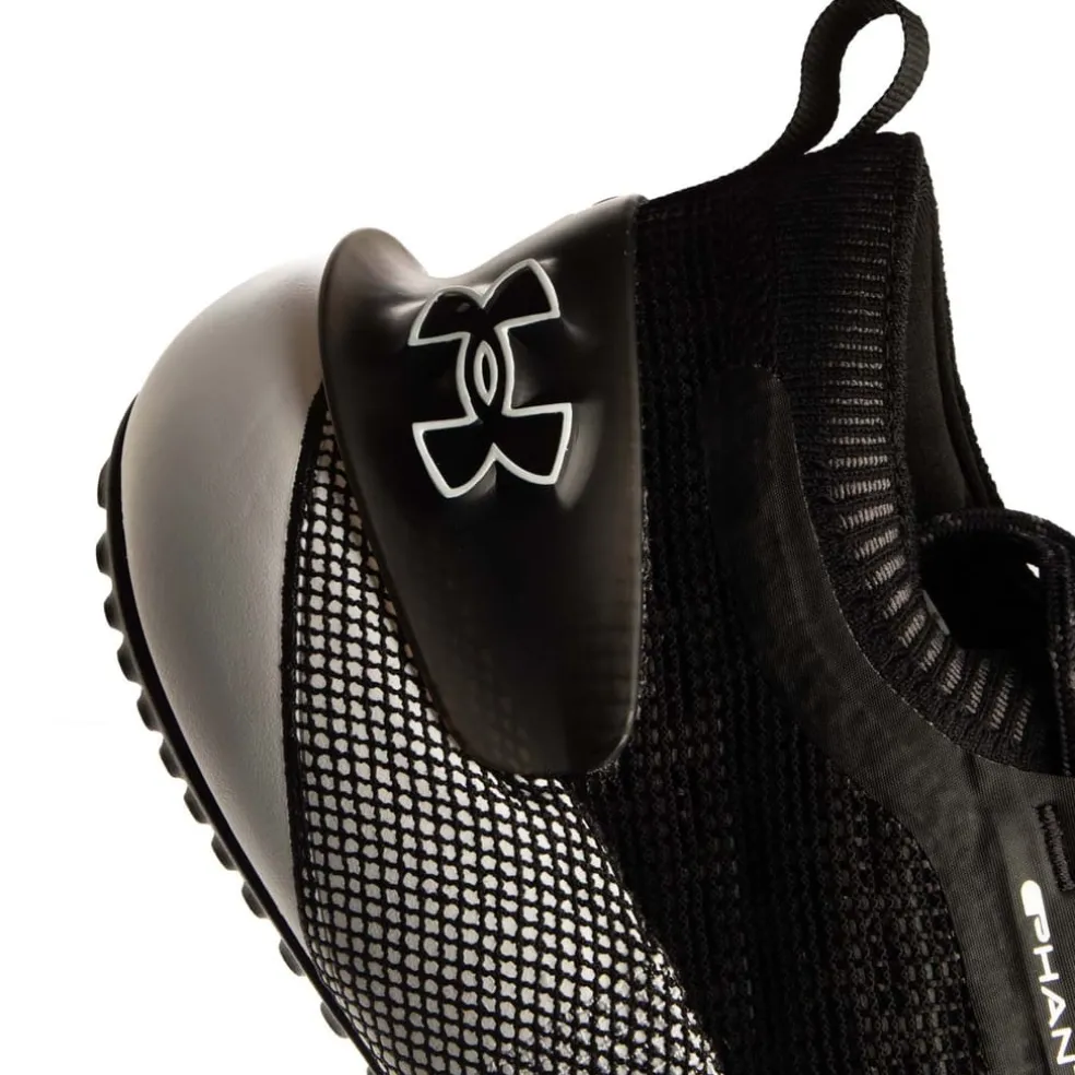 Under Armour UA HOVR Phantom 3 SE Running Shoes in Black-White