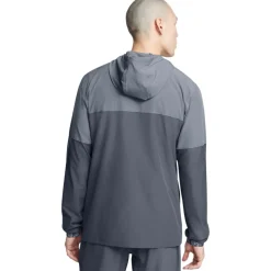 Under Armour Vanish Windbreaker Jacket in Grey