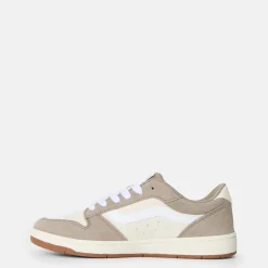 Vans Ryland in Brown