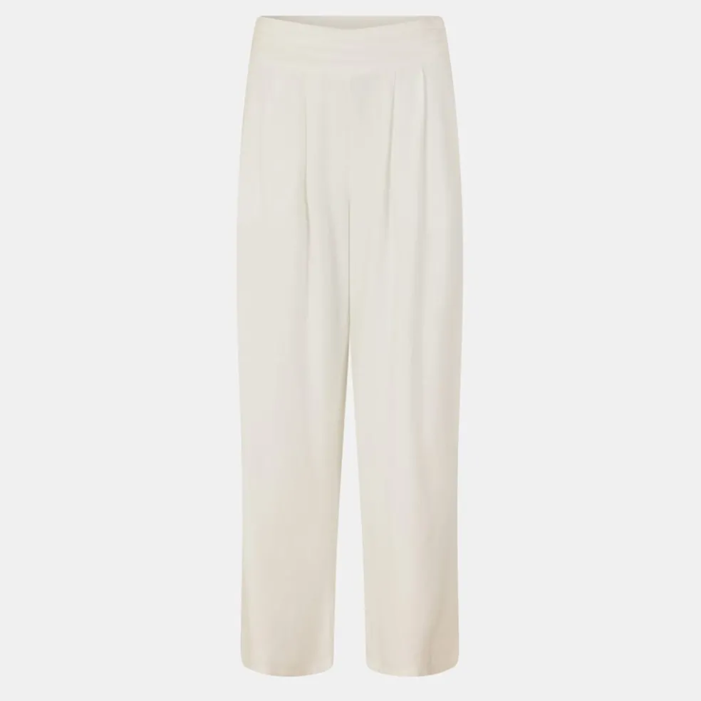Vero Moda Naja Pleat Pant in White