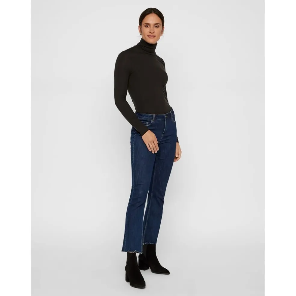 Vero Moda Turtleneck Regular Fit Sweater in Black