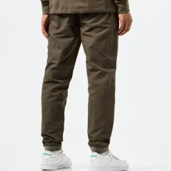Weekend Offender Hoshino Cargo Pants in Green